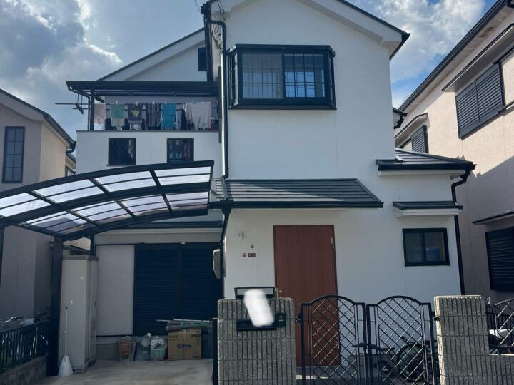 茨木市A様邸外壁屋根塗装完了です